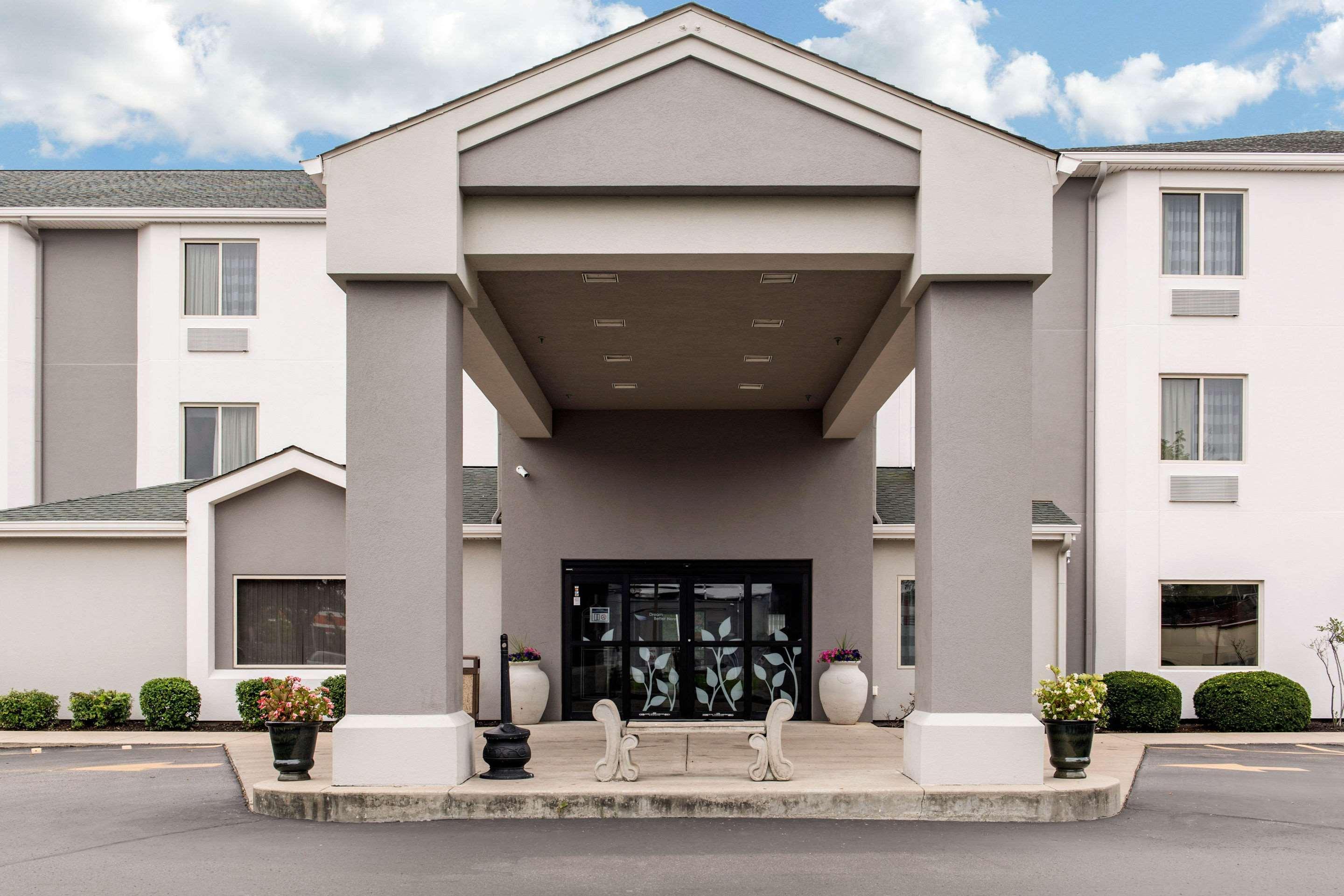 Sleep Inn & Suites Columbus Bagian luar foto