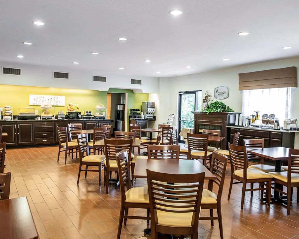Sleep Inn & Suites Columbus Restoran foto